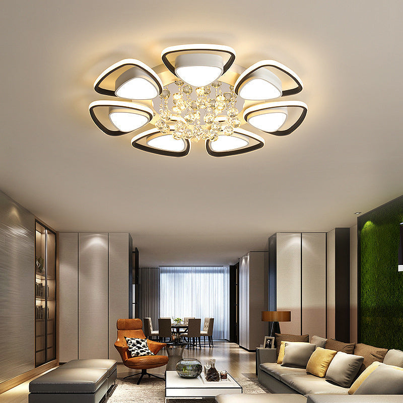 Plafonnier LED contemporain avec pétales en métal, drapé en cristal, design noir et blanc, lumière chaude/blanche