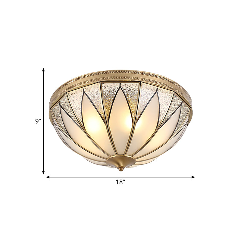 Plafonnier traditionnel à montage inversé en laiton avec verre opale – 4 lumières – Idéal pour le salon