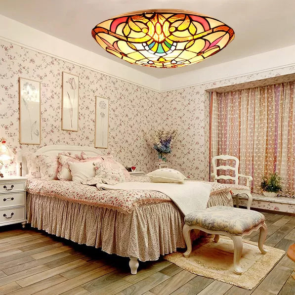 Plafonnier baroque en vitrail avec décoration en pierre précieuse - Abat-jour en forme de bol à encastrer
