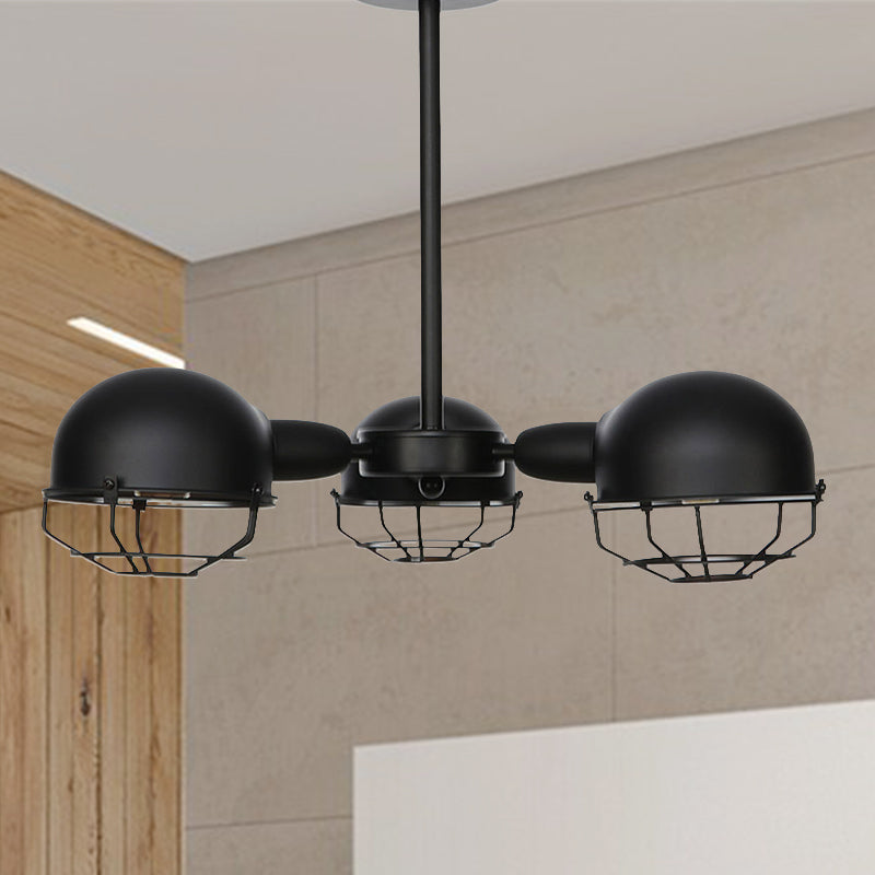 Suspension en forme de dôme de style industriel avec cadre en fil de fer, 3 ampoules, finition noire/laiton