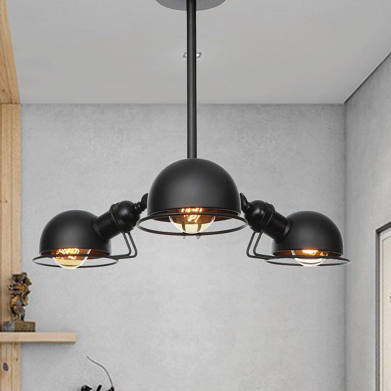 Suspension en forme de dôme de style industriel avec cadre en fil de fer, 3 ampoules, finition noire/laiton