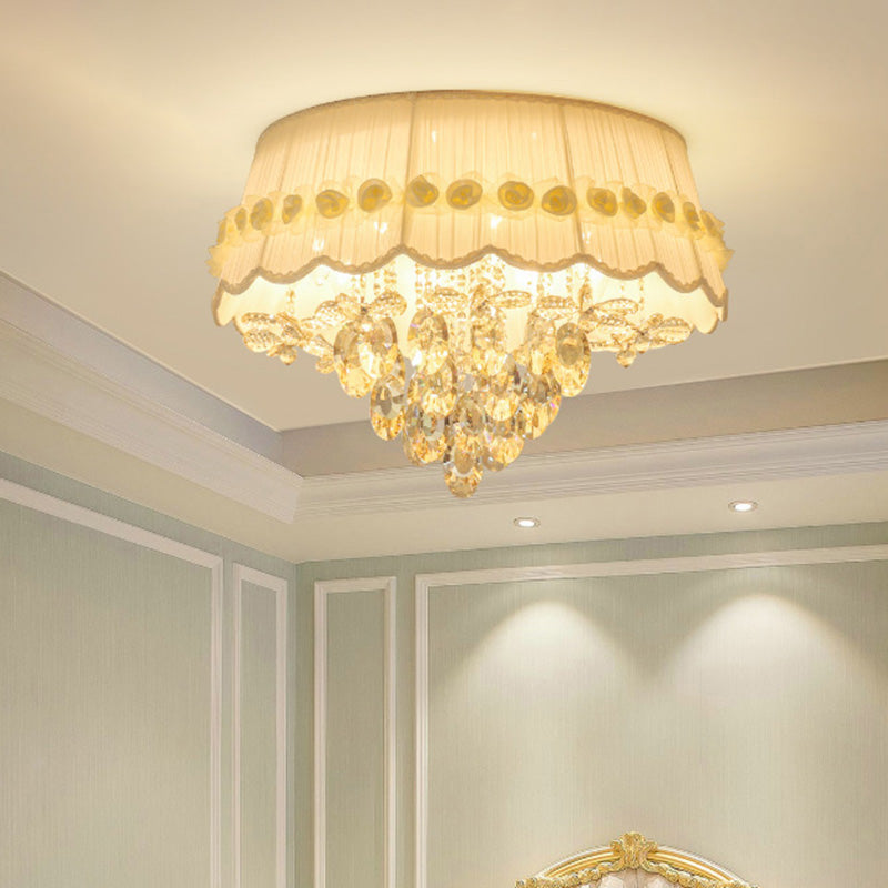 Simple Style White Scalloped Flush Mount Light with Crystal Drops (6/8 Heads)