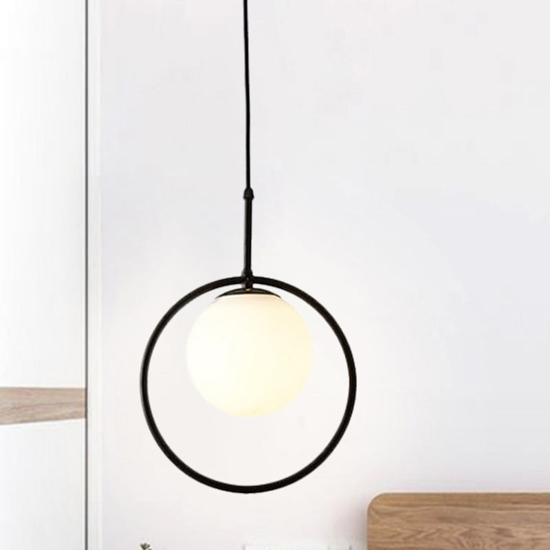 Suspension sphérique moderne en verre blanc - Parfait pour le plafond de la chambre