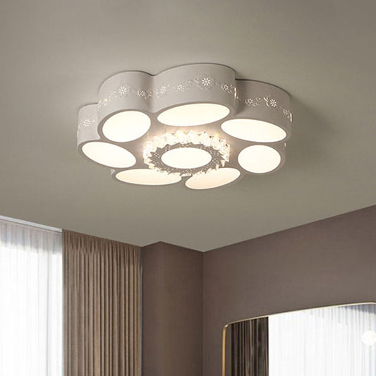 Modern Flower Flush Mount Lamp: Stylish Metallic LED Ceiling Light in Warm/White, Stepless Dimming & Remote Control