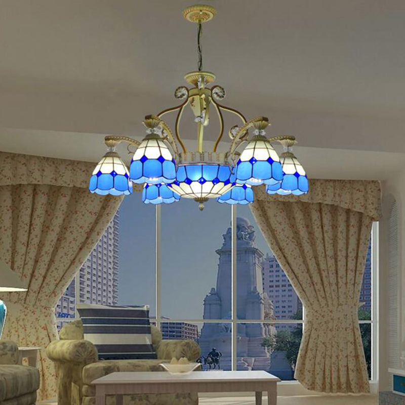 Lustre suspendu en verre taillé de style Tiffany avec 8/11 lumières en forme de dôme en orange/bleu/bleu foncé, 31,5"/37,5" de large