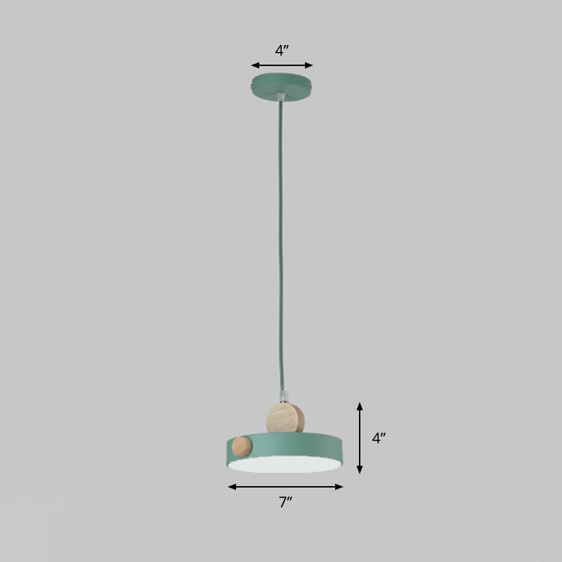Green Metal Drum Pendant Ceiling Light - Modern 1-Light Fixture for Dining Room