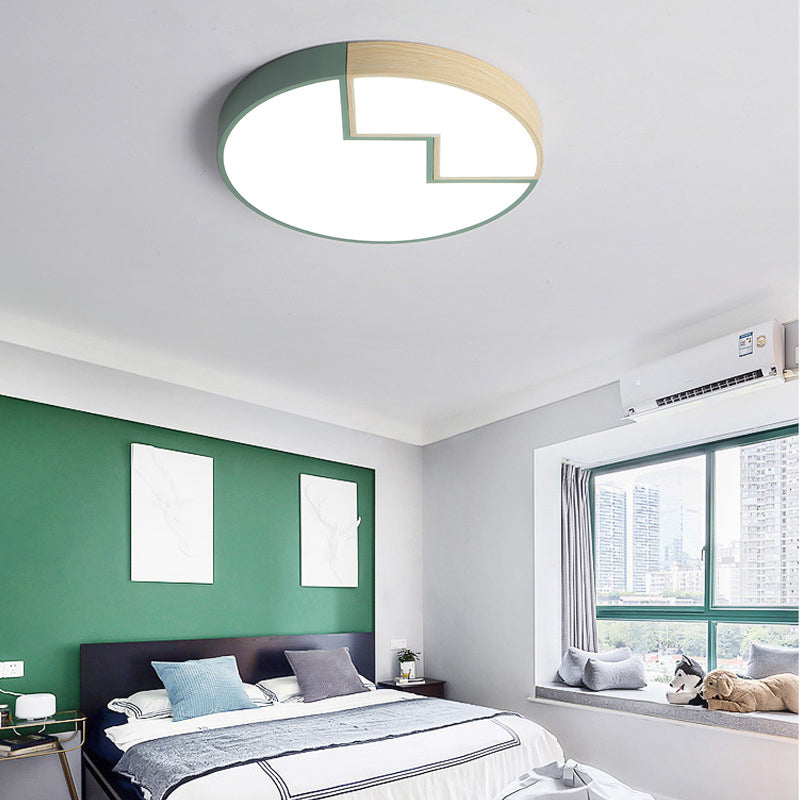 Modern Metal LED Flush Mount Lamp in Green with White/Warm Light - 18"/22" Wide