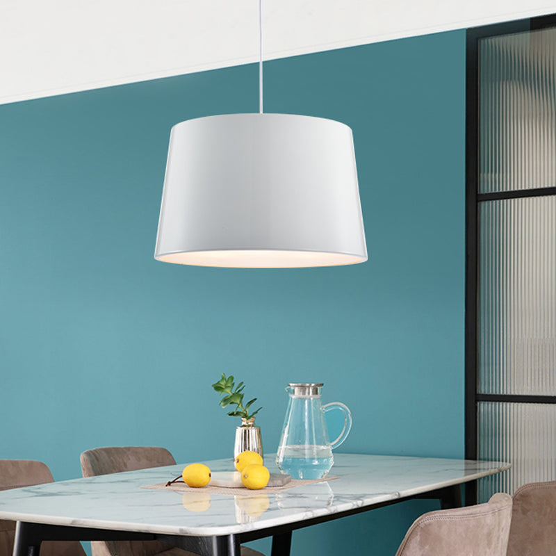 Suspension tambour moderne à 1 ampoule noire/blanche avec abat-jour en métal, éclairage de plafond suspendu