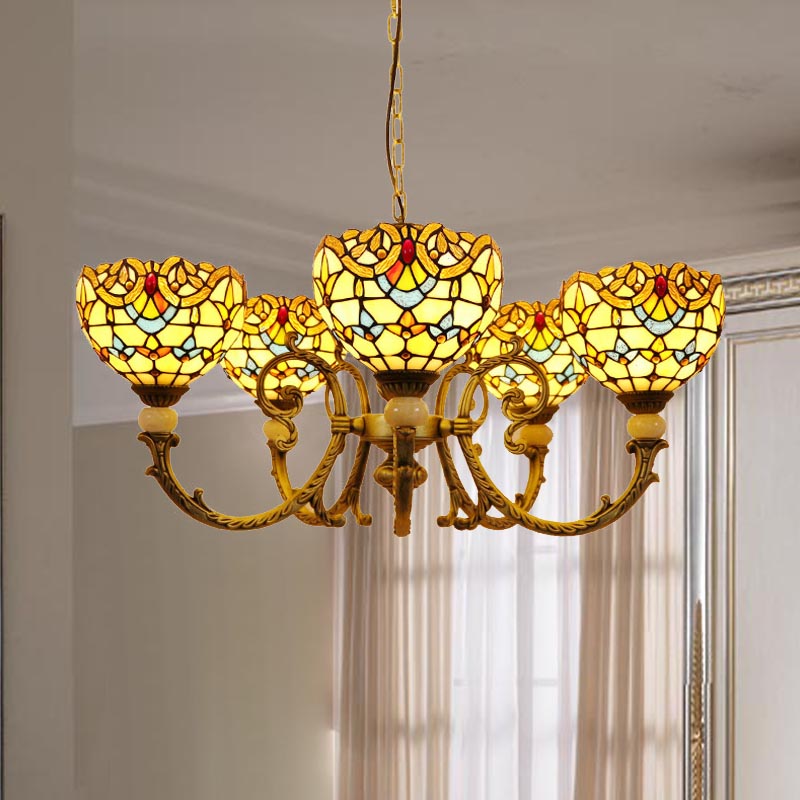 Lustre en forme de dôme en vitrail méditerranéen avec 5 pendentifs orange et bleus pour l'éclairage du salon