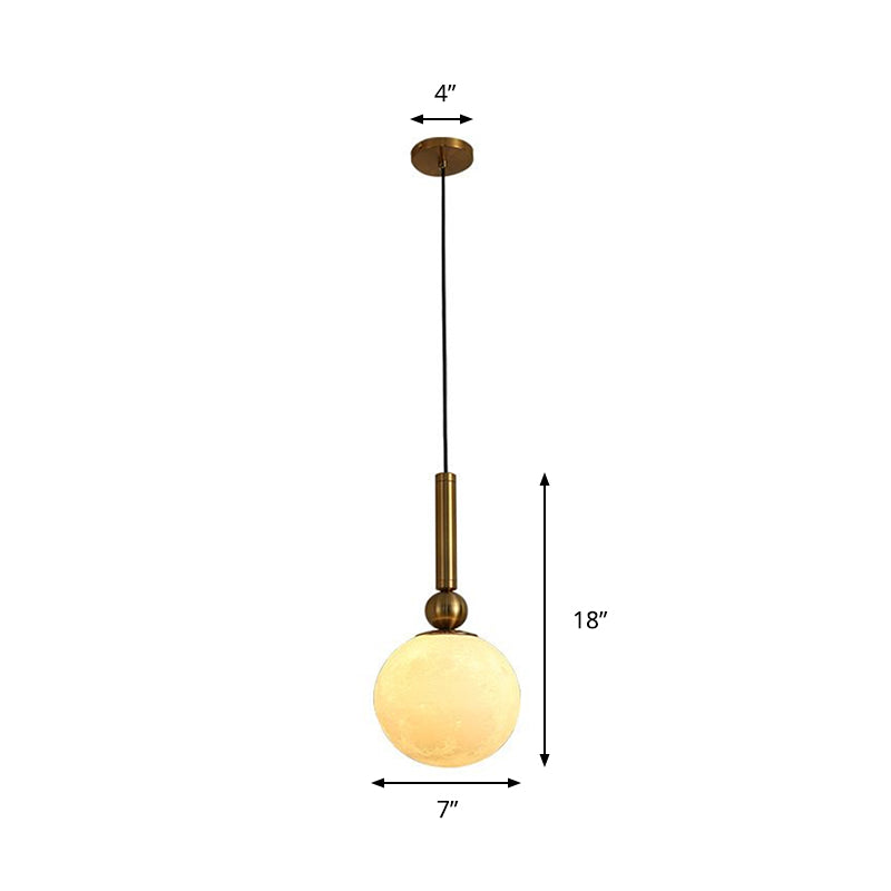 Lampe suspendue simple à LED dorée pour chambre à coucher avec abat-jour en verre dépoli