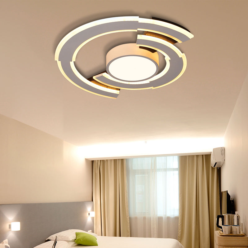 Modern Acrylic Flush Mount Ceiling Lights - Traverse Lighting Fixture (16" / 19.5" / 23.5") in Warm/White