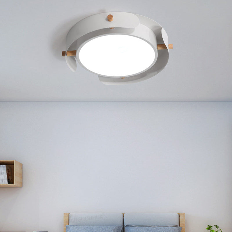 Nordic Acrylic LED Flush Mount Ceiling Light Fixture in White/Distressed White - 16"/19.5" Dia