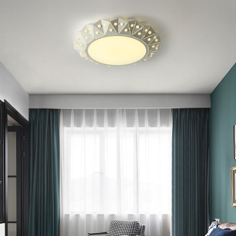 Modern Faceted Round Flushmount Light with Warm/White LED Lighting and Iron Shade, 16.5"/22.5" Wide