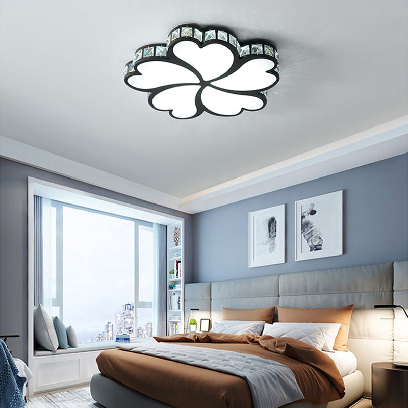 Modern Metal Clover Flush Mount Light with Clear K9 Crystal LED – Black/White