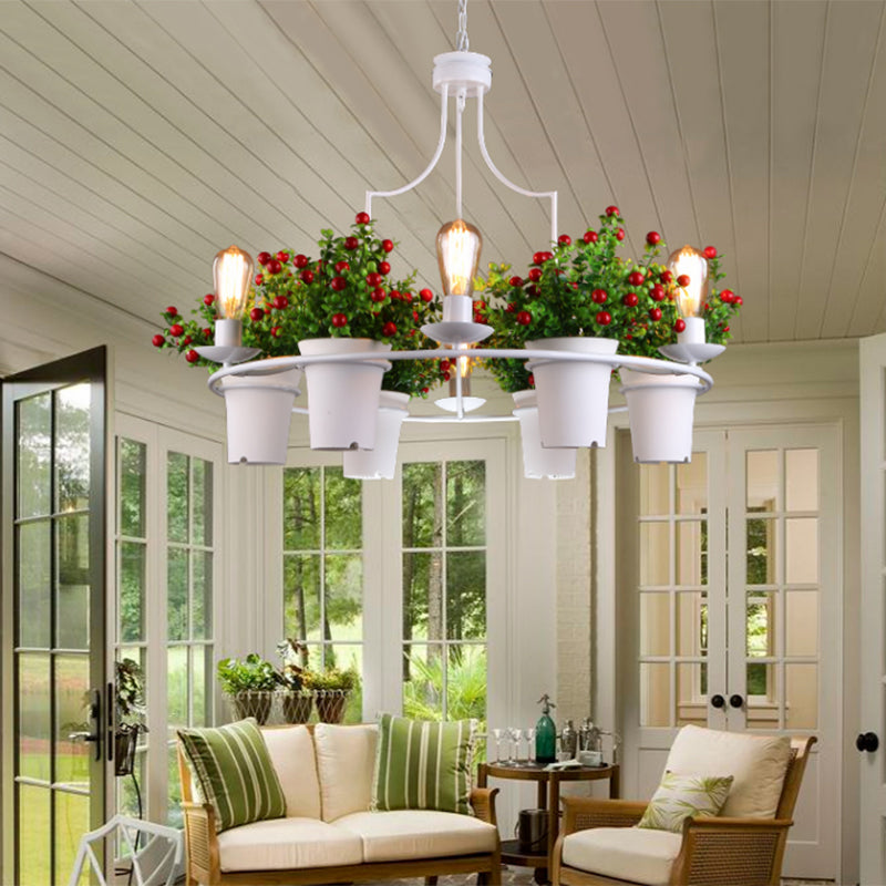 Suspension LED industrielle en métal noir/blanc pour plantes - 6 lumières, 1/2 niveaux. Parfait pour les restaurants.