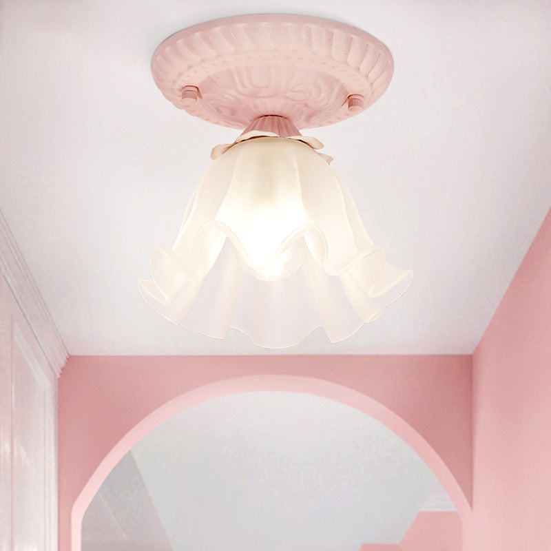 Country Scalloped Metal Ceiling Light - 1 Bulb Flush Mount in White/Pink/Blue