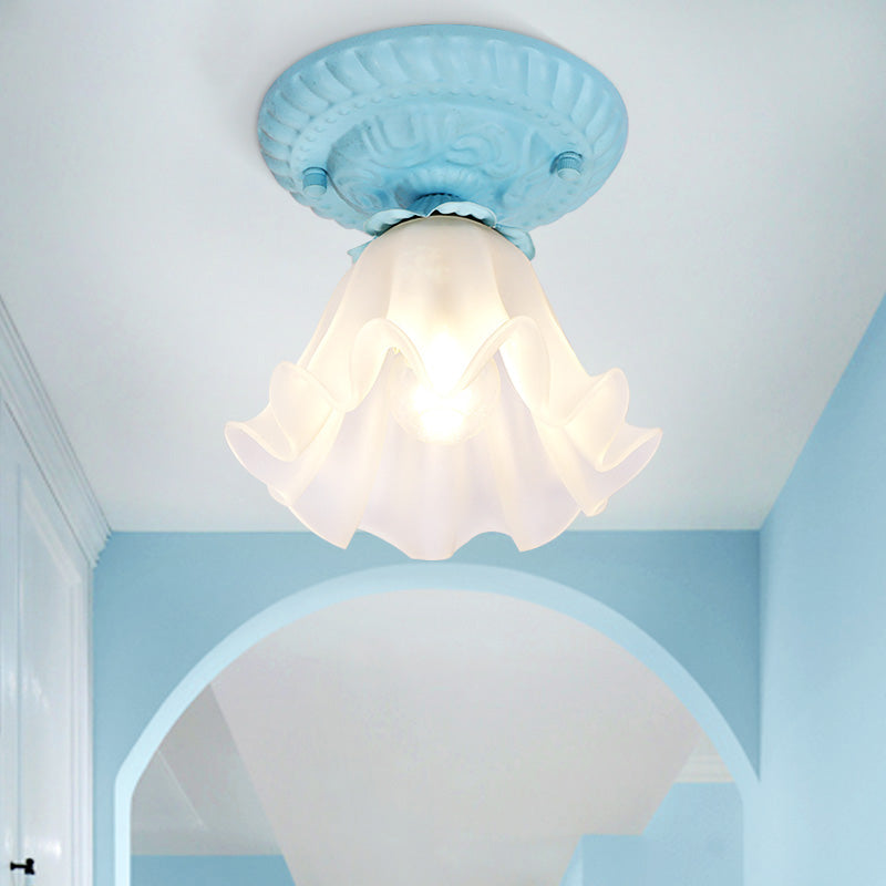 Country Scalloped Metal Ceiling Light - 1 Bulb Flush Mount in White/Pink/Blue