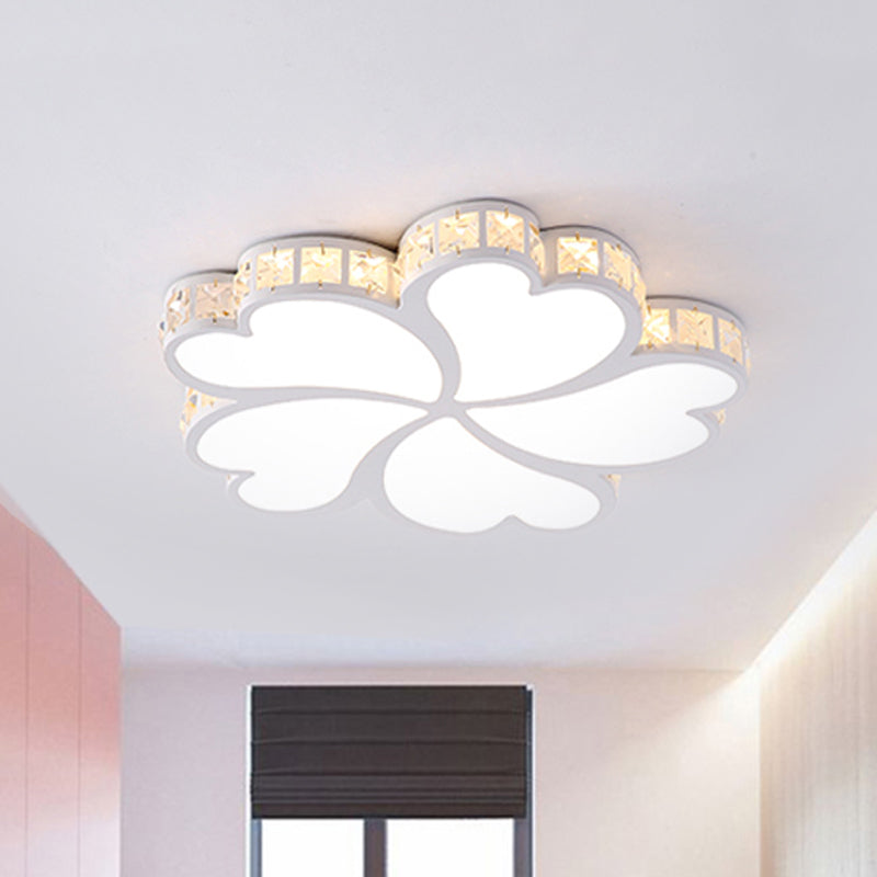 Nordic Clover Crystal Flush Mount Ceiling Light - Black/White/Gold LED Illumination for Bedroom