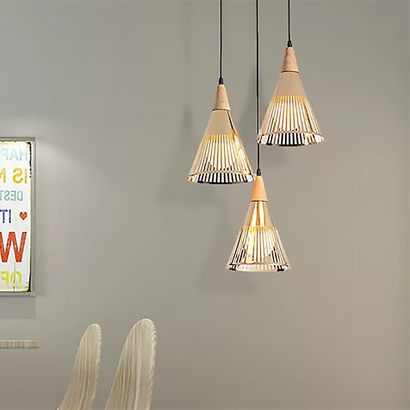 Plafonnier Nordic Cone - Suspension à 3 têtes en métal et bois avec cadre en fil de fer, auvent linéaire/rond - Noir/blanc