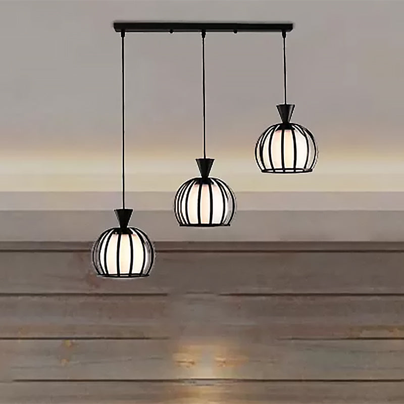 Suspension en forme de dôme en métal rétro avec abat-jour en verre laiteux - Luminaire suspendu d'intérieur à 3 ampoules en noir/blanc