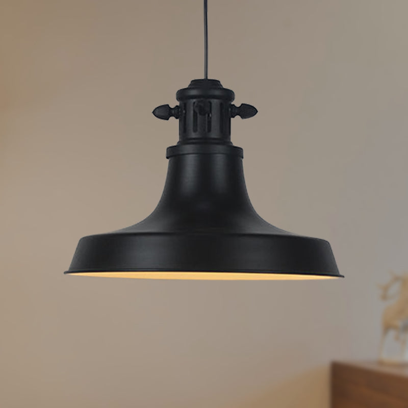 Retro-style Hanging Lamp with Barn Shade and Black Metal Finish - Ideal for Restaurants