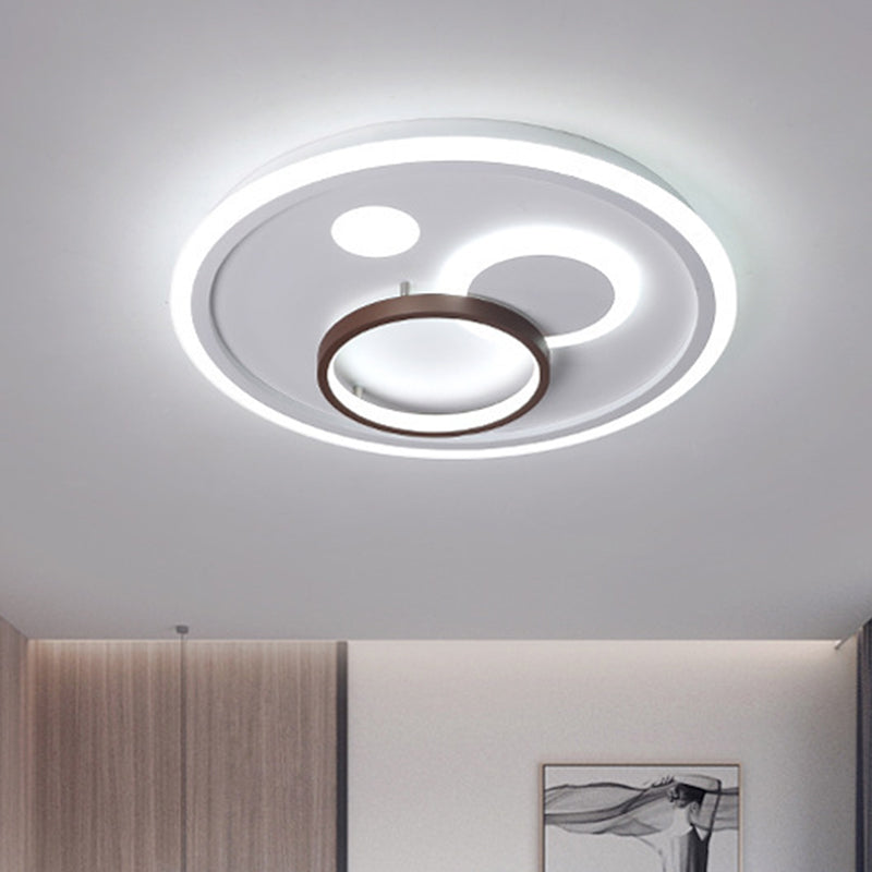 Nordic Style Round Ceiling Flush Lamp with Integrated LED, White and Diffuser - 16.5"/20.5"/24.5" Wide