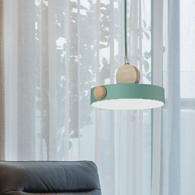 Green Metal Drum Pendant Ceiling Light - Modern 1-Light Fixture for Dining Room