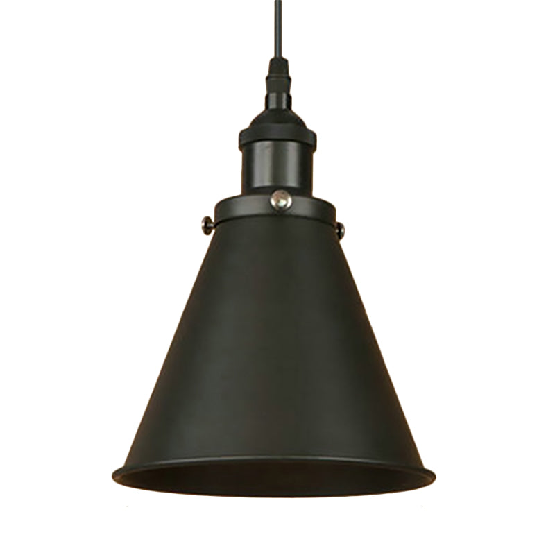 Lampe suspendue en forme de cône de style industriel - Fer noir/laiton, idéale pour l'éclairage de la salle à manger