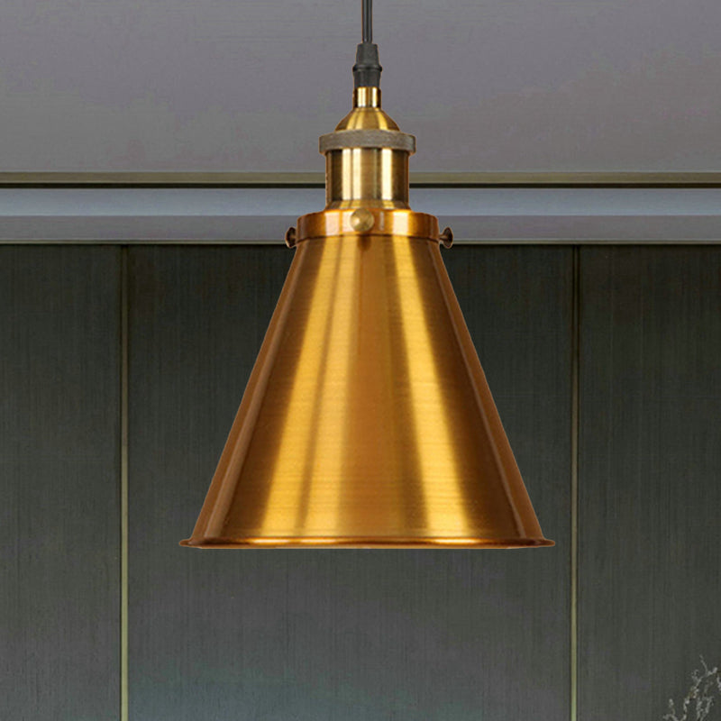 Lampe suspendue en forme de cône de style industriel - Fer noir/laiton, idéale pour l'éclairage de la salle à manger
