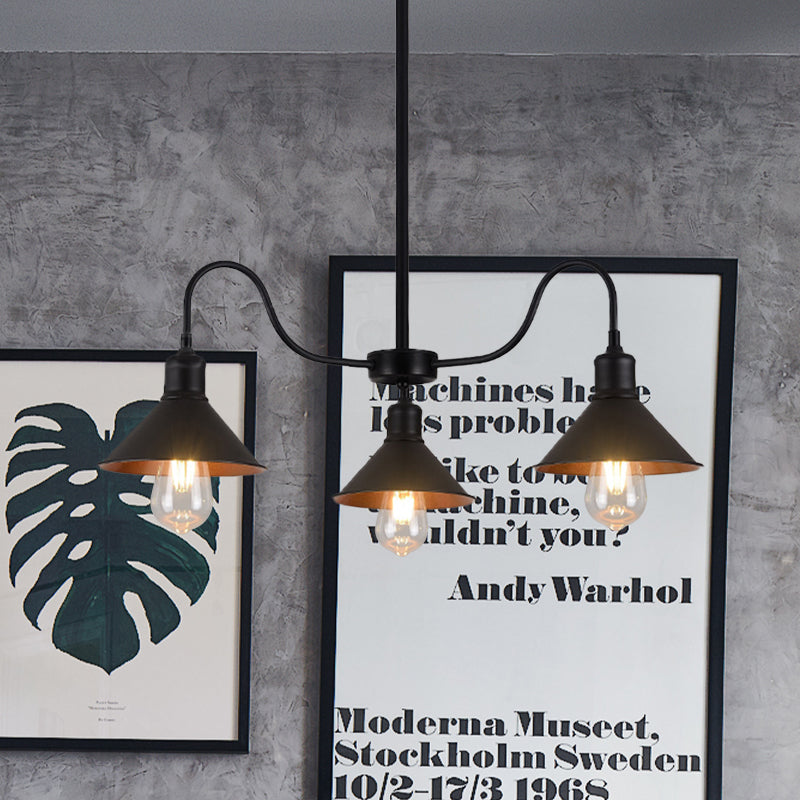 Lustre de cuisine à suspension conique noir industriel avec 3 têtes en métal et bras incurvé