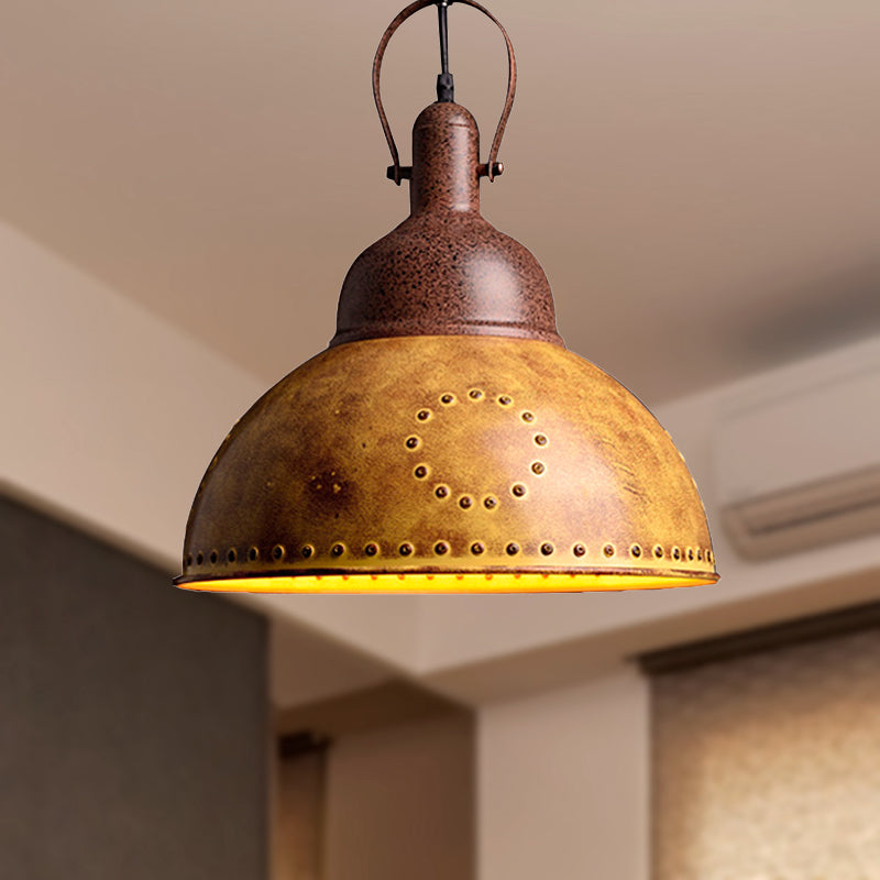 Lampe à suspension en fer forgé de style antique - Plafonnier de restaurant jaune avec rivets