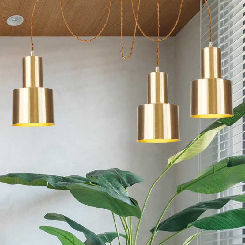 Suspension industrielle en métal avec finition dorée - Plafonnier tubulaire pour salon (2/3/4 lampes)