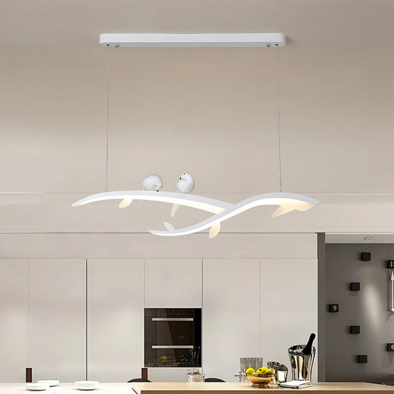 Contemporary Bird Décor LED Pendant Lamp in White – Acrylic Branch Hanging Light for Dining Room with Adjustable Warm/White Light