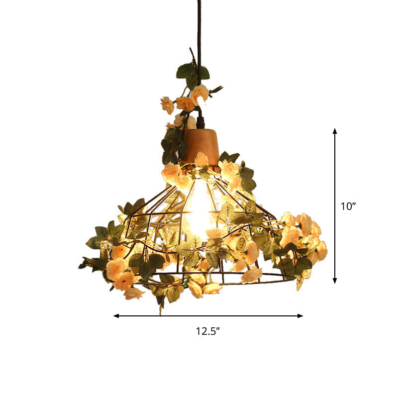 Suspension moderne en fer noir avec pot de fleurs suspendu, idéale pour les restaurants et les décorations d'inspiration agricole