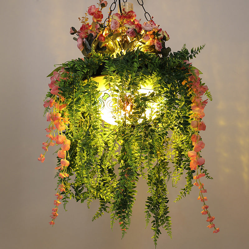 Lustre industriel à abat-jour en forme de dôme vert avec verre dépoli - 4 têtes, parfait pour les restaurants et les usines