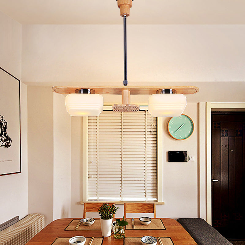 Lustre suspendu moderne en bois avec 2 abat-jours carrés en verre crème pour plafond de salle à manger