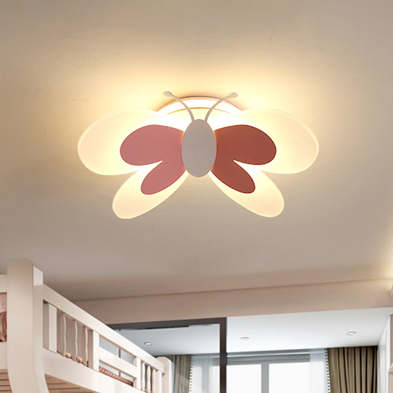 Plafonnier à LED rose en forme de papillon réaliste pour chambre de fille