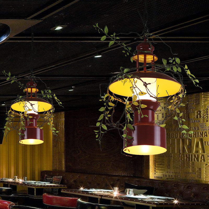 Plafonnier suspendu en métal bordeaux avec abat-jour tambour - Lampe suspendue de style ferme avec accessoire pour fausse plante