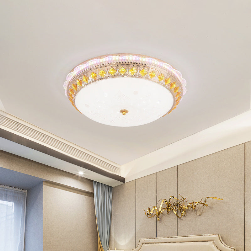 Crystal-Embedded LED Flush Mount Ceiling Light in Gold - Classic Bowl Design