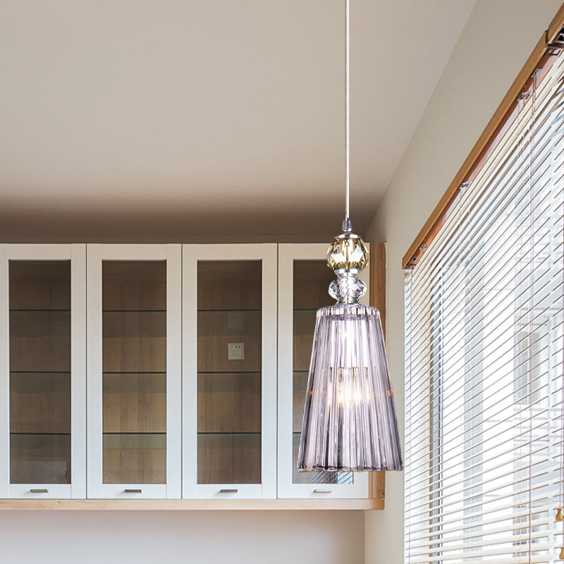 Suspension minimaliste en cristal prismatique transparent avec une seule ampoule