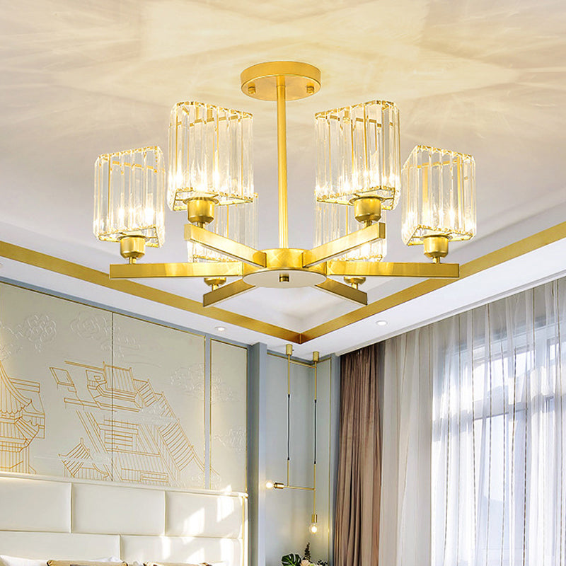 Lustre doré élégant avec prismes triangulaires en cristal - Parfait pour la chambre à coucher