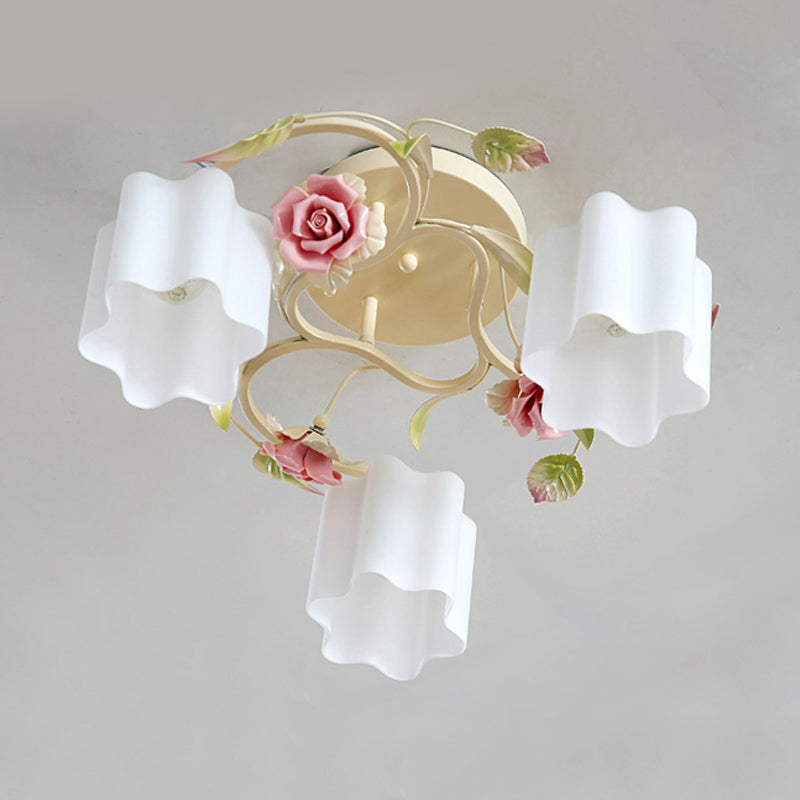 Lustre de plafond à fleurs pastorales romantiques - Tête 3/5, blanc/jaune avec verre dépoli - Montage semi-encastré