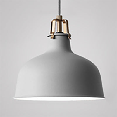 Suspension en métal de style industriel avec cordon réglable - 1 ampoule, largeur 8,5"/13", design bombé. Choisissez entre le gris ou le rose pour la salle à manger.