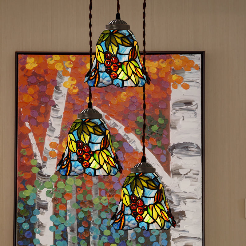 Suspension multiple en verre taillé à la main de style victorien - Motif cloche/bol rose/bleu clair et blanc, motif floral/fruité - 3 têtes