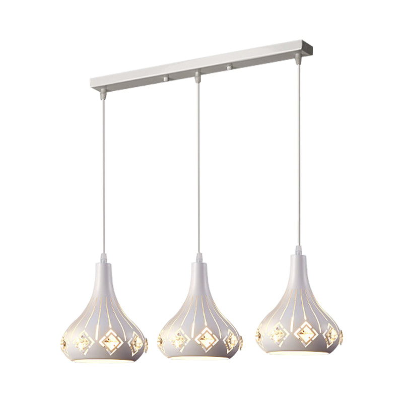 Suspension en grappe de fer avec 3 lumières en forme d'urne découpées au laser – Lampe à pendule de salle à manger blanche moderne