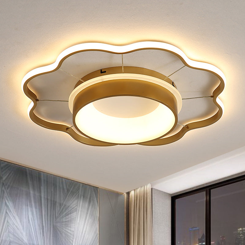 Flower Flush Mount Spotlight Kids LED Light in Pink/Gold – Warm/White