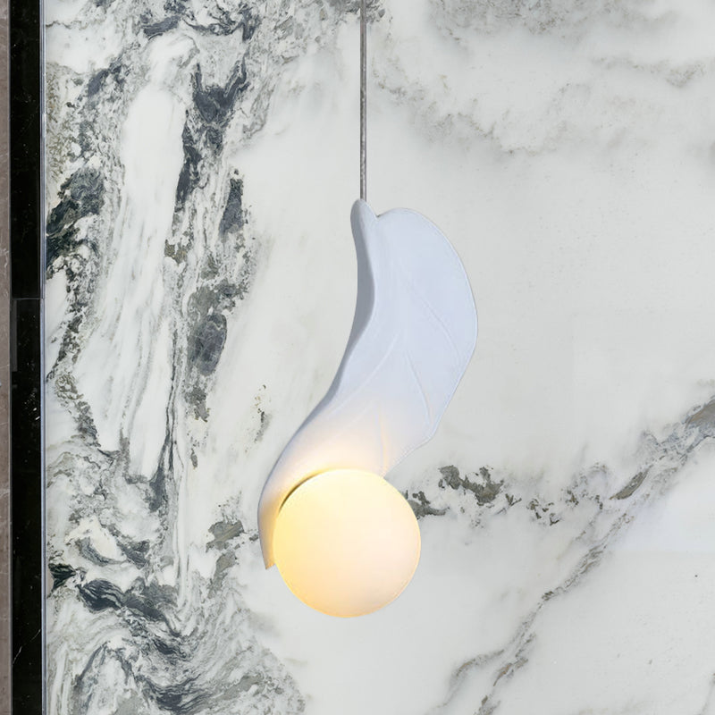 Resin Leaf Shape Macaroon Pendulum LED Suspension Lamp - White/Green Glow, Ideal for Bedside Lighting