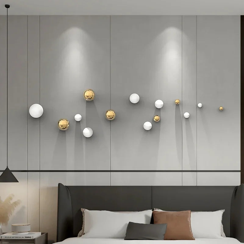 Brittany Nordic Stereo Resin Background Wall Decor Ball