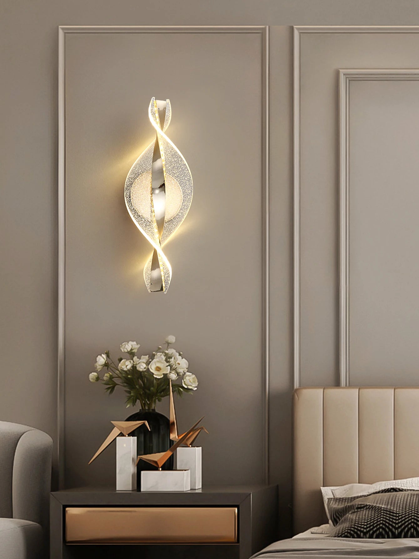 Home Deco Acrylic Gold/Black Modern LED Outdoor Wall Sconce