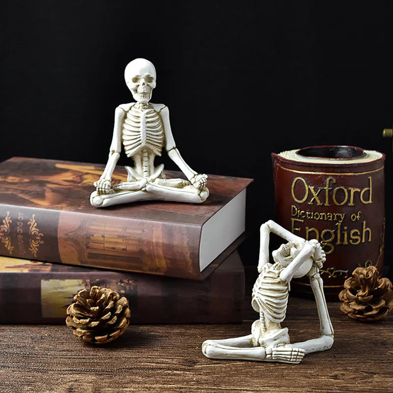 Figurines de squelettes humains gothiques de Violet
